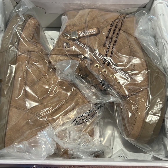 DAYLI - Picture 5 of 5